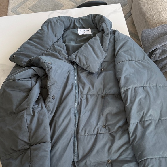 Old Navy Men's Slate Puffer Jacket - Picture 3 of 5